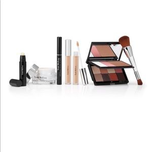Trish McEvoy Power of Makeup Beauty Box Limited